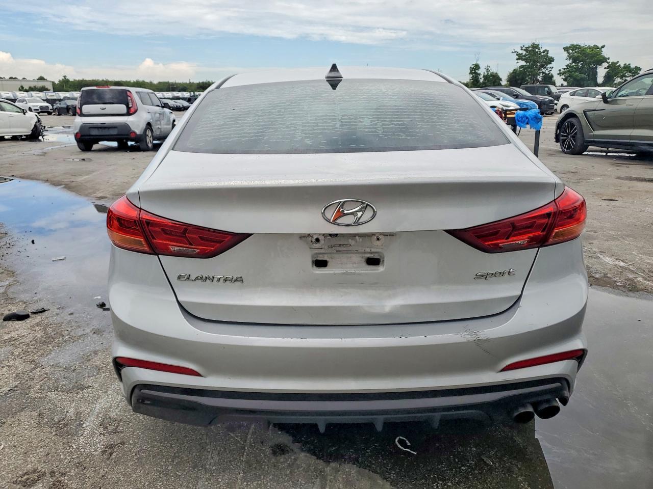 2017 Hyundai Elantra Sport - Фото 6