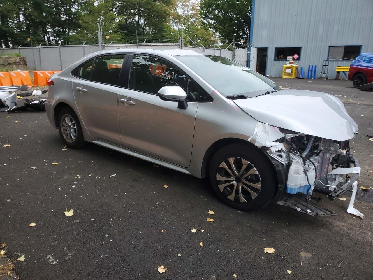 2022 Toyota Corolla Le - Image 4