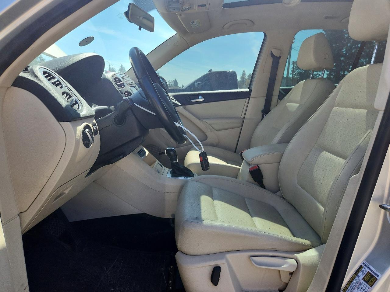 2015 Volkswagen Tiguan S - Фото 7