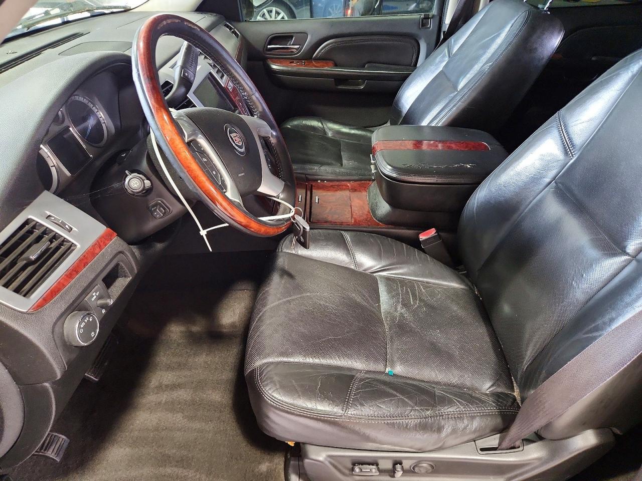 2009 Cadillac Escalade Esv Luxury - Image 7