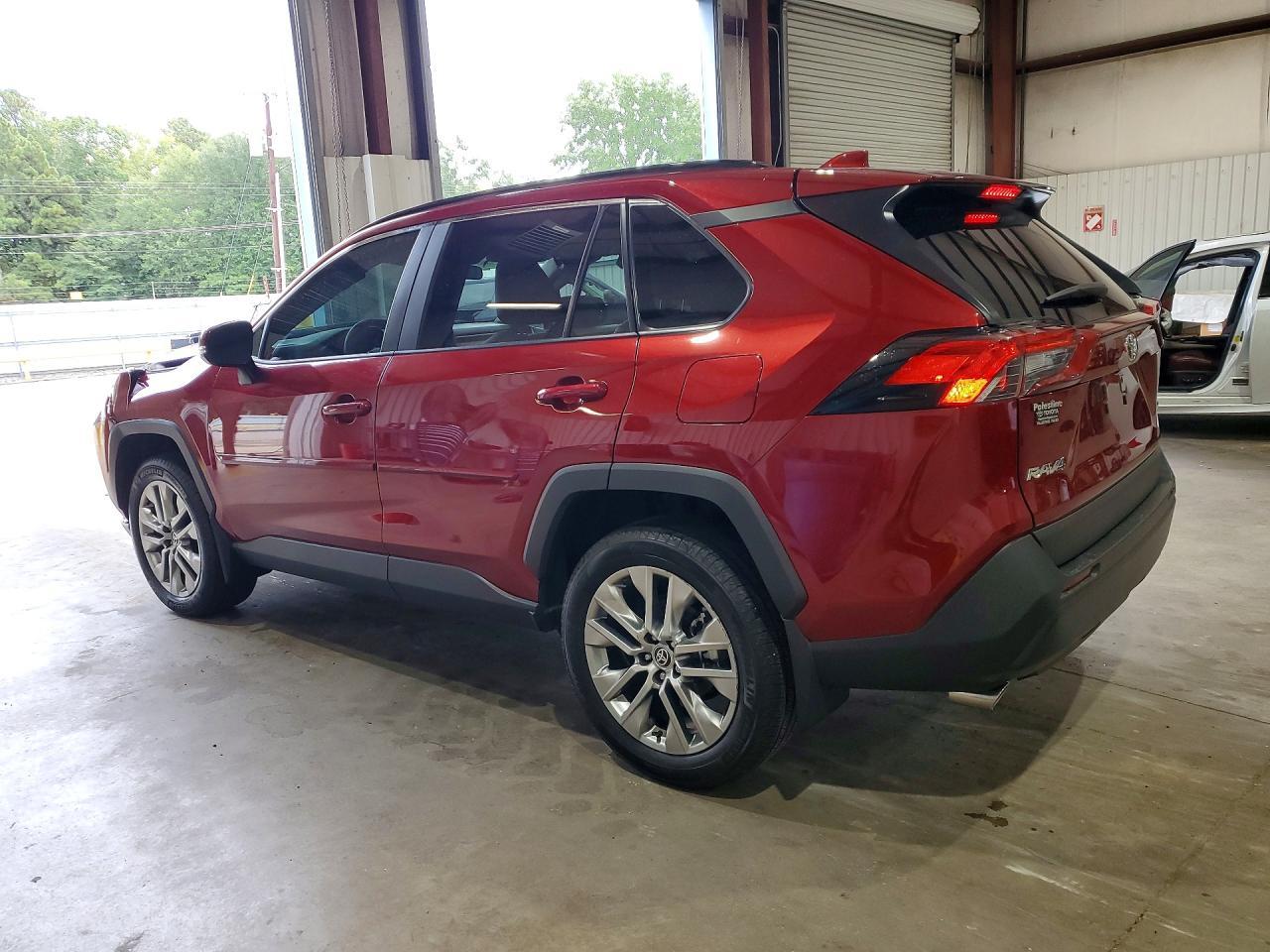 2025 Toyota Rav4 Xle Premium - Image 2