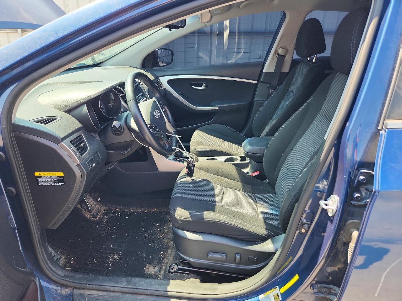 2016 Hyundai Elantra Gt Base - Image 7