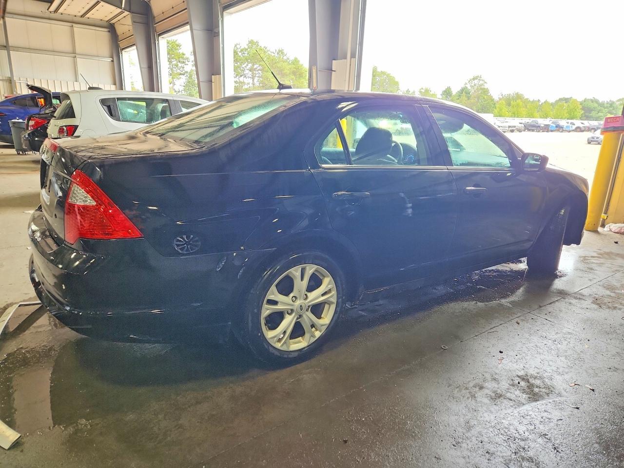 2012 Ford Fusion Se - Фото 3