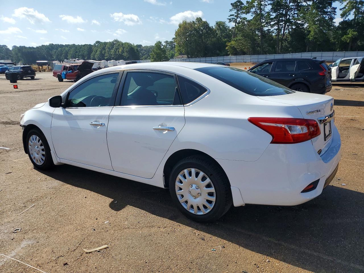 2019 Nissan Sentra S - Фото 2