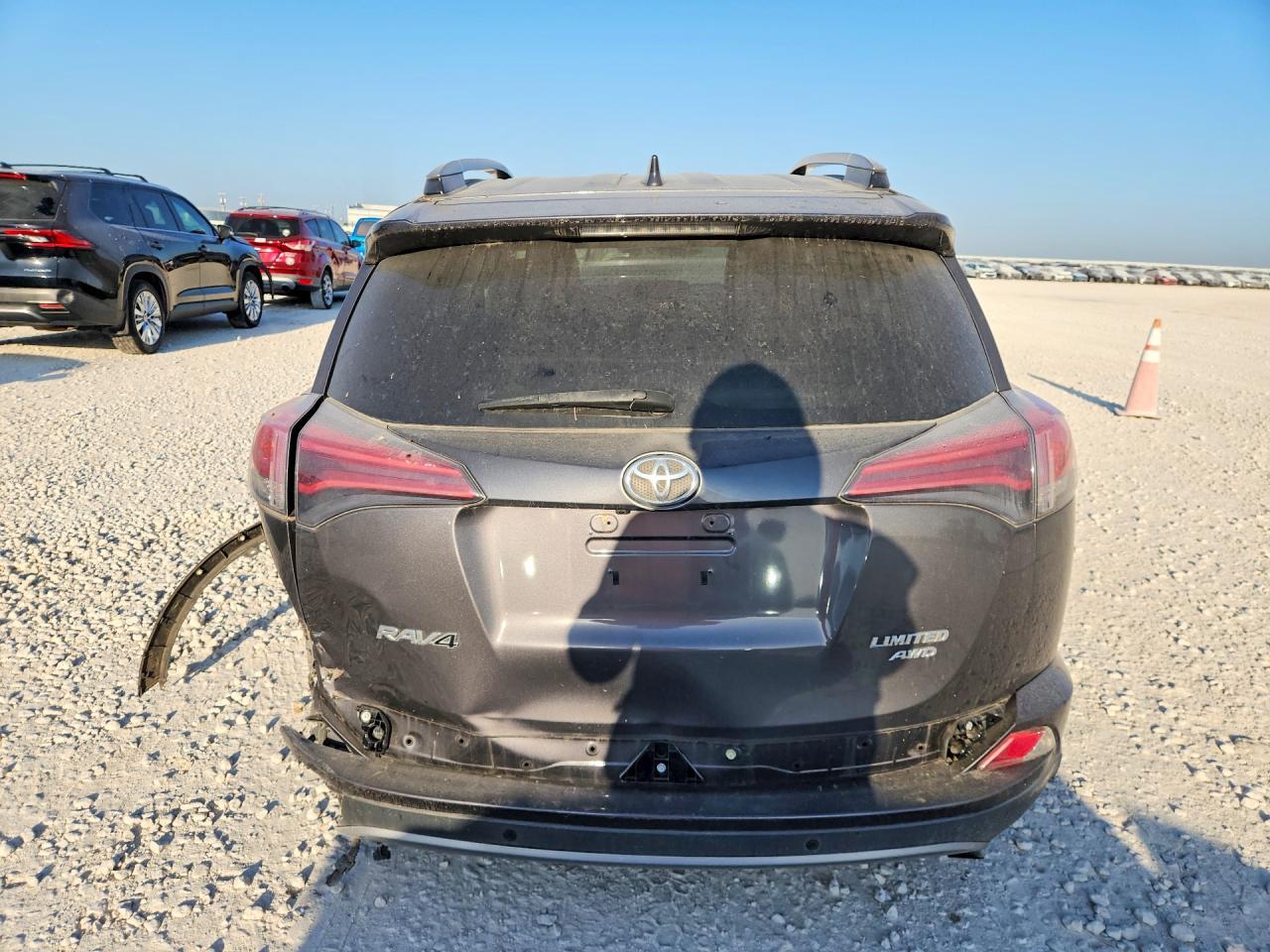 2017 Toyota Rav4 Limited - Фото 6