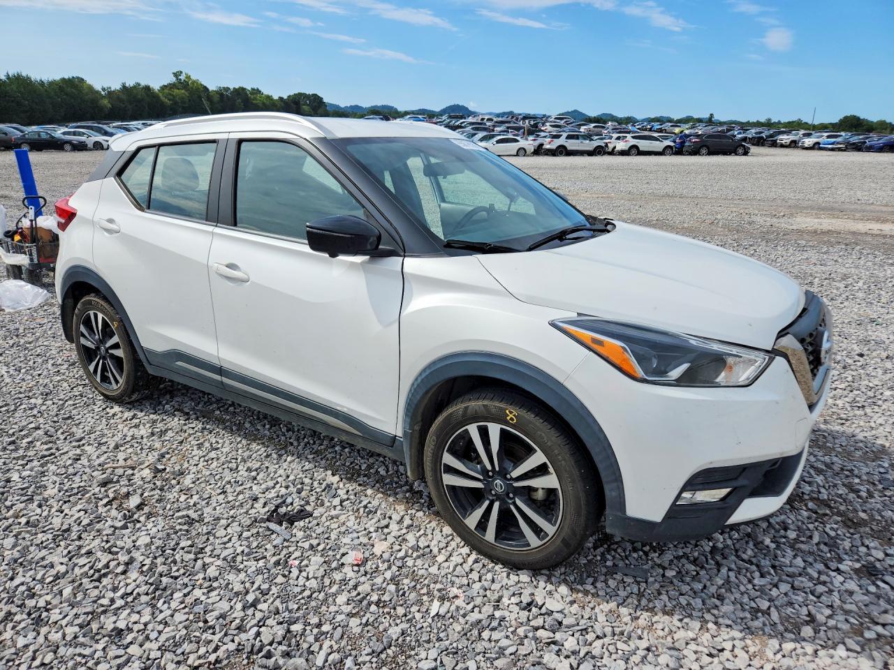 2019 Nissan Kicks Sr - Фото 4