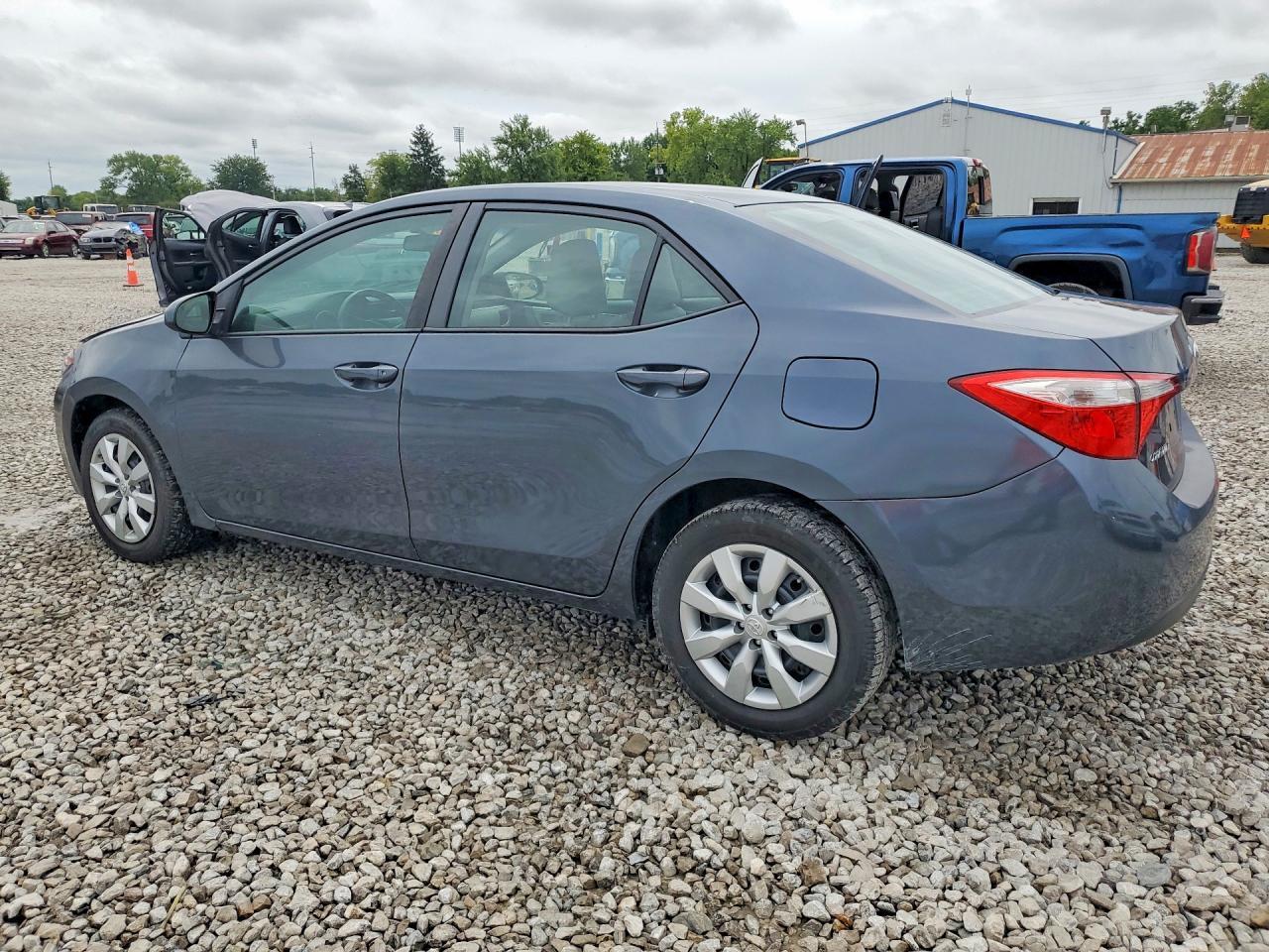 2016 Toyota Corolla Le - Фото 2