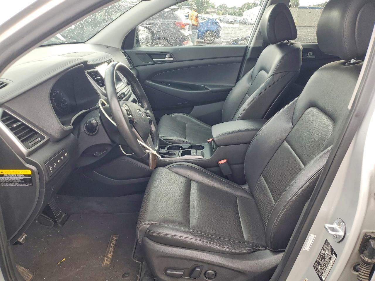 2016 Hyundai Tucson Limited - Image 7