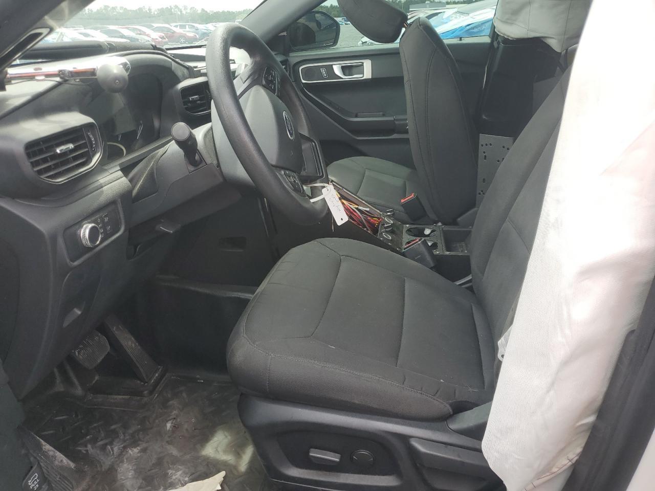 2021 Ford Explorer Police Interceptor - Image 7