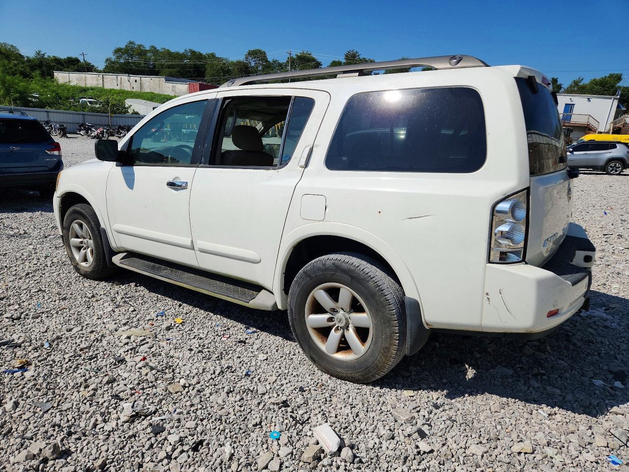 2010 Nissan Armada Se - Фото 2