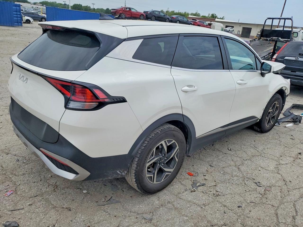 2023 Kia Sportage Lx - Фото 3