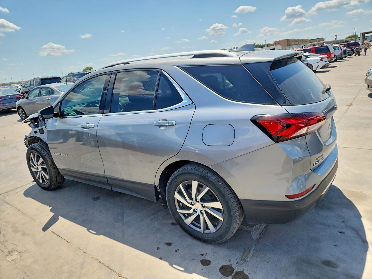 2024 Chevrolet Equinox Premier - Фото 2