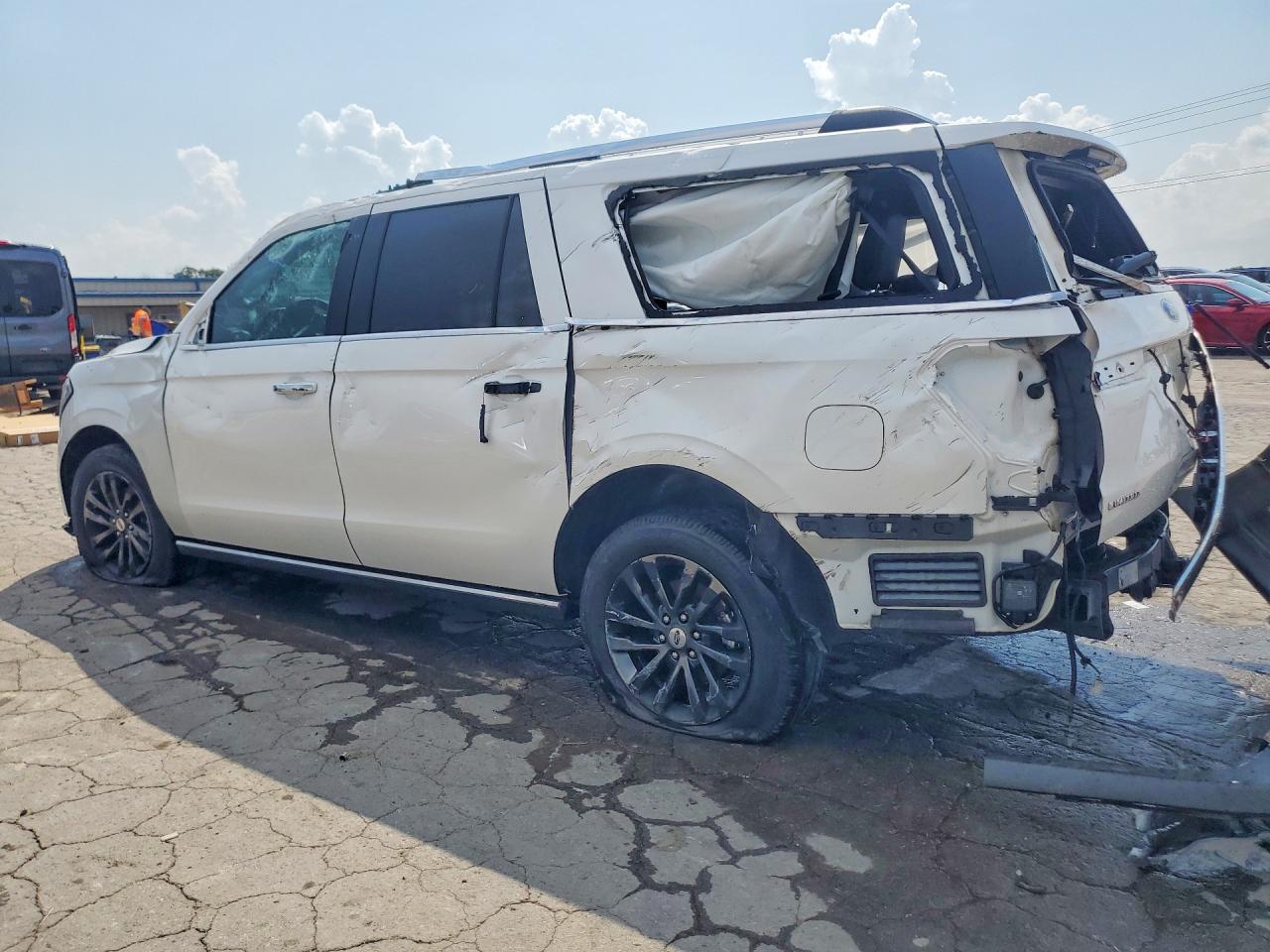 2019 Ford Expedition Max Limited - Image 2