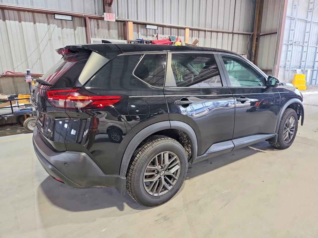 2021 Nissan Rogue S - Фото 3