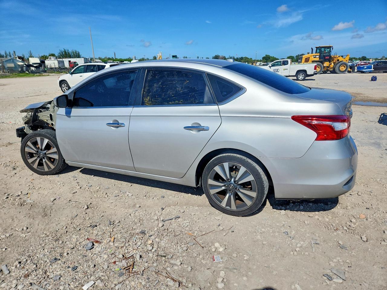 2019 Nissan Sentra Sv - Фото 2