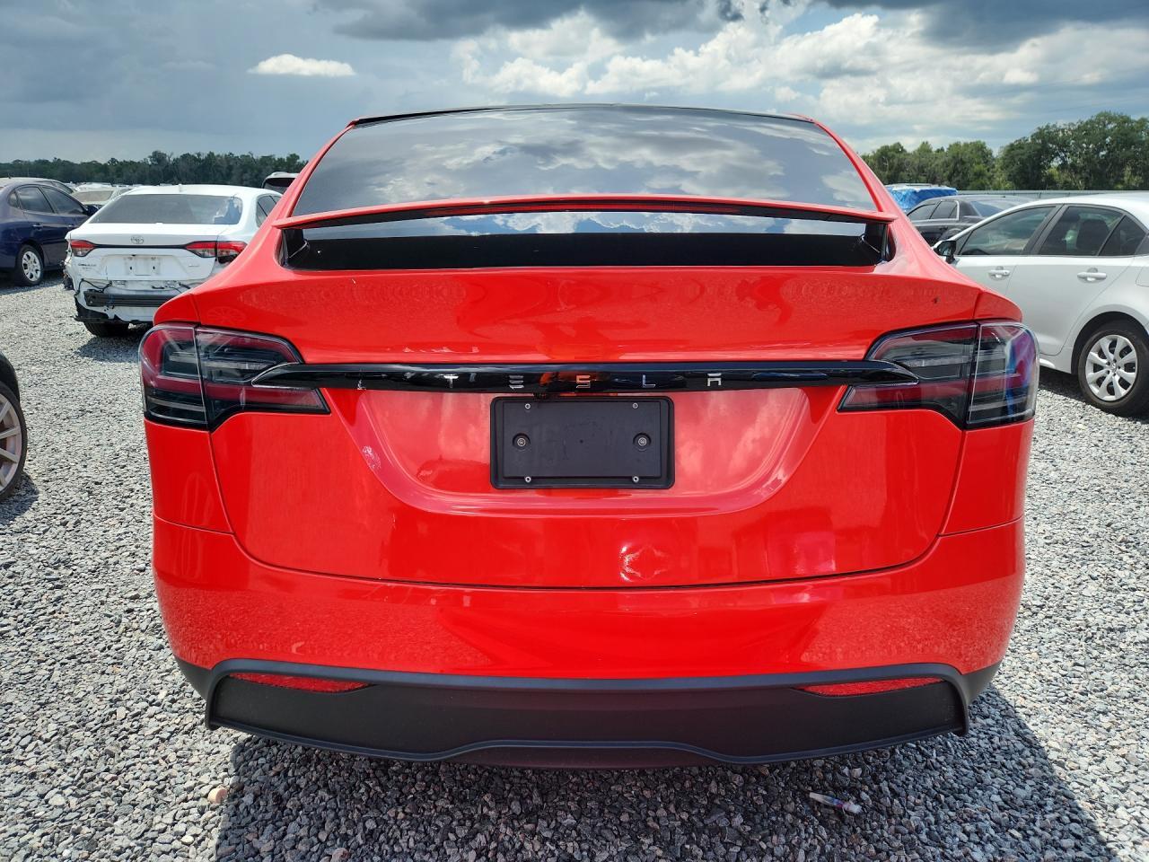 2024 Tesla Model X - Фото 6