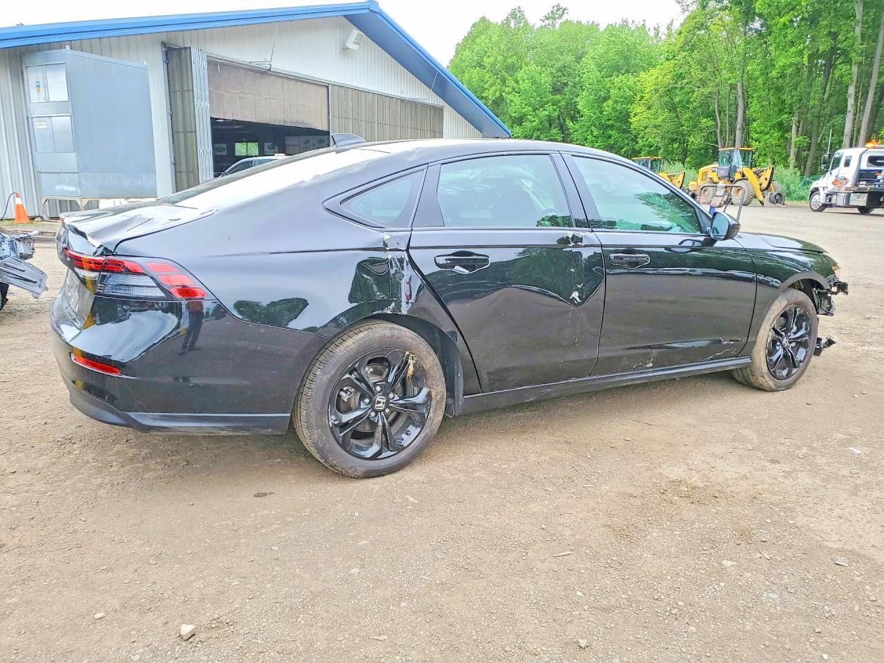 2025 Honda Accord Se - Image 3