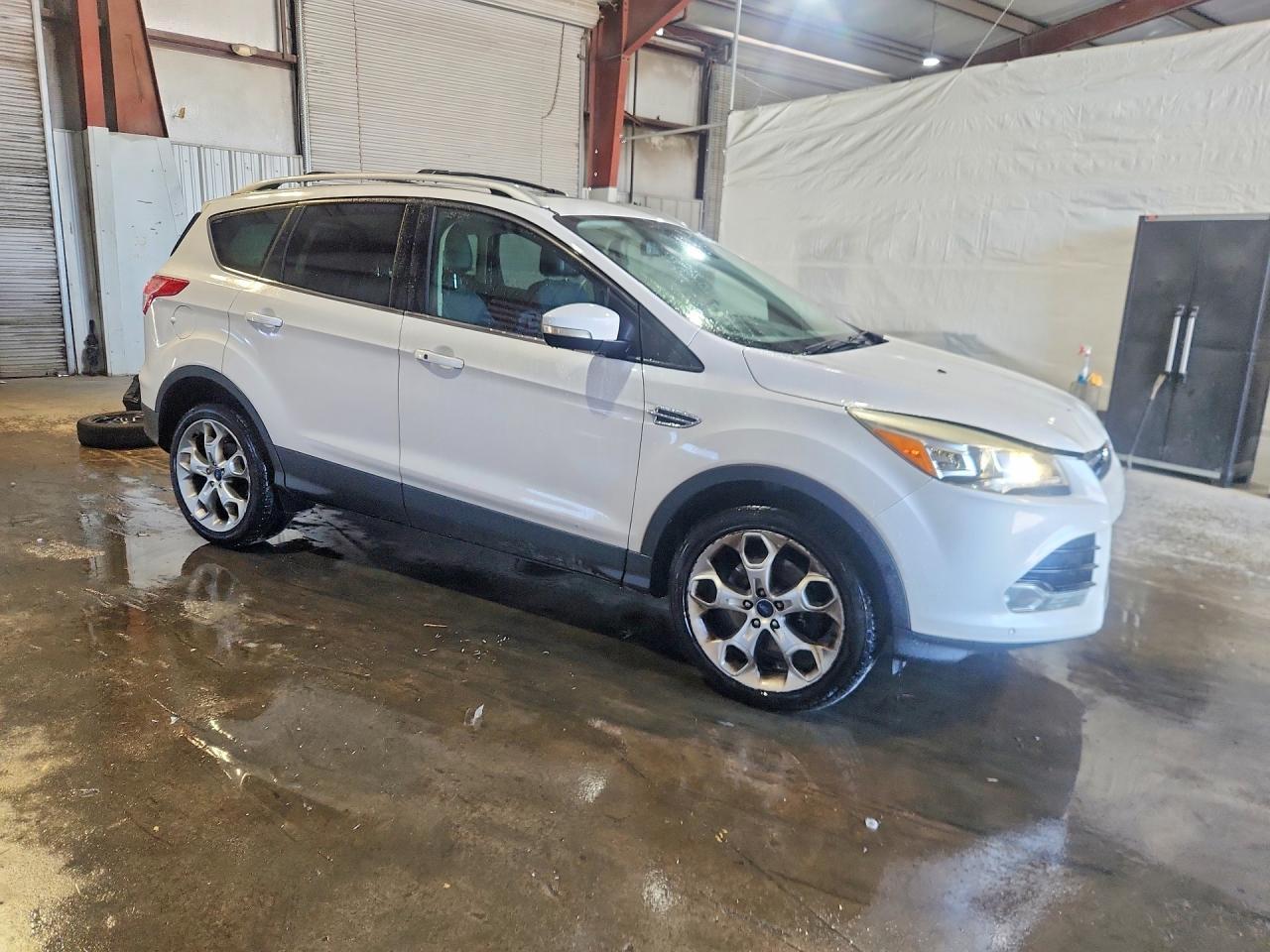 2013 Ford Escape Titanium - Image 4