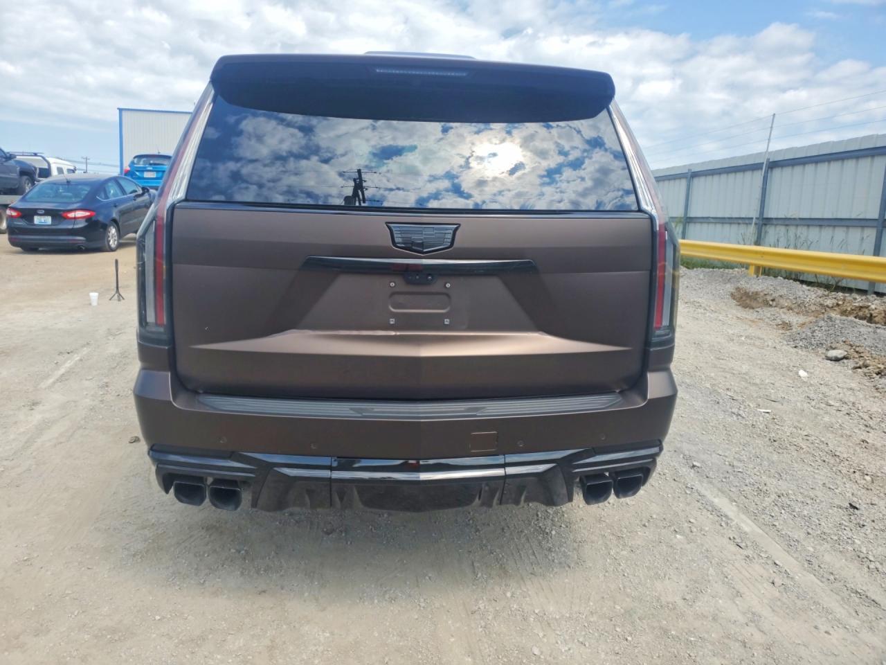 2025 Cadillac Escalade V - Фото 6