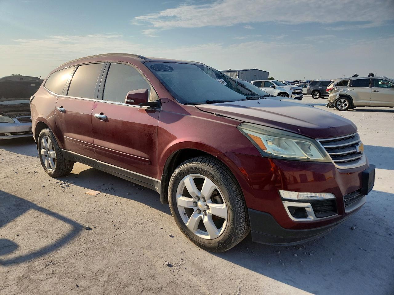2016 Chevrolet Traverse Lt - Фото 4