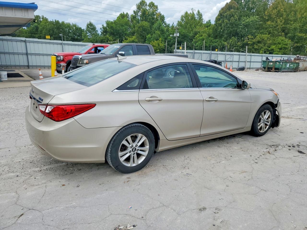 2011 Hyundai Sonata Gls - Фото 3