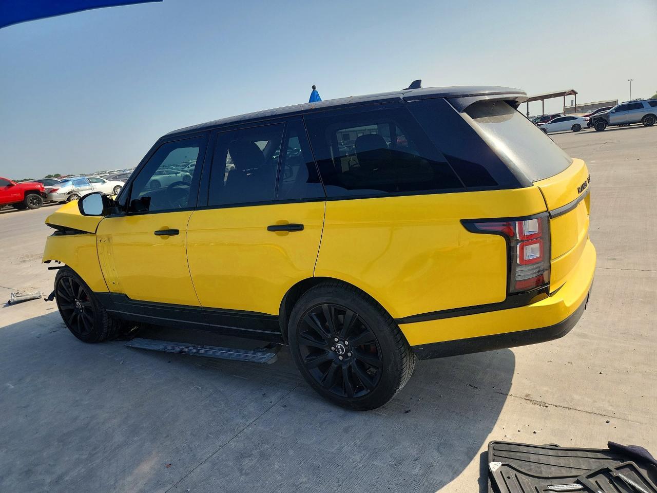 2015 Land Rover Range Rover Supercharged - Image 2