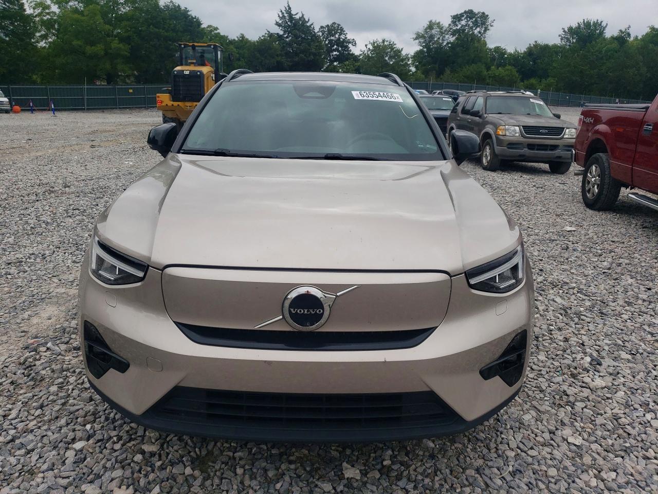 2023 Volvo Xc40 Recharge Plus - Image 5