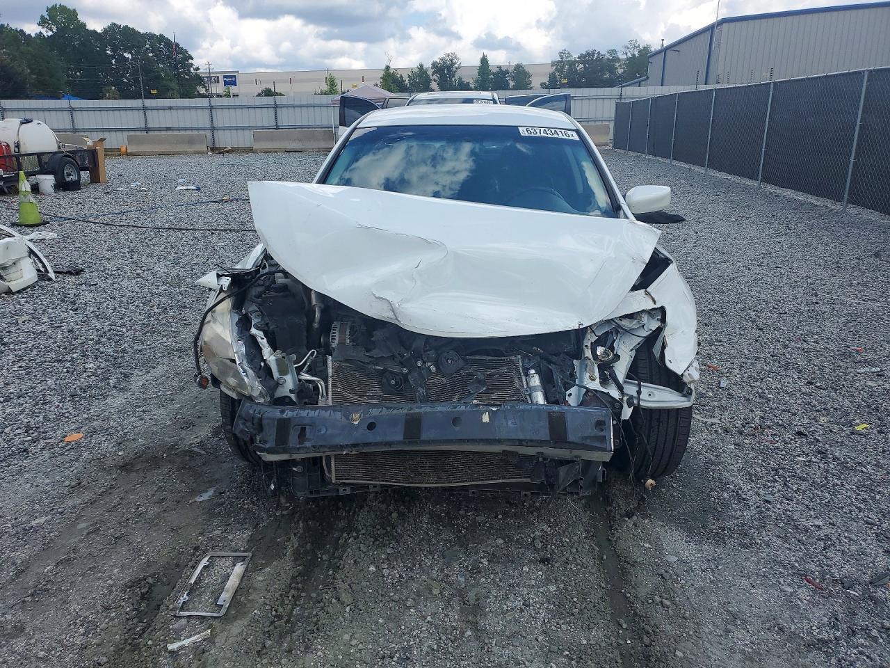 2015 Nissan Altima 2.5 S - Image 5
