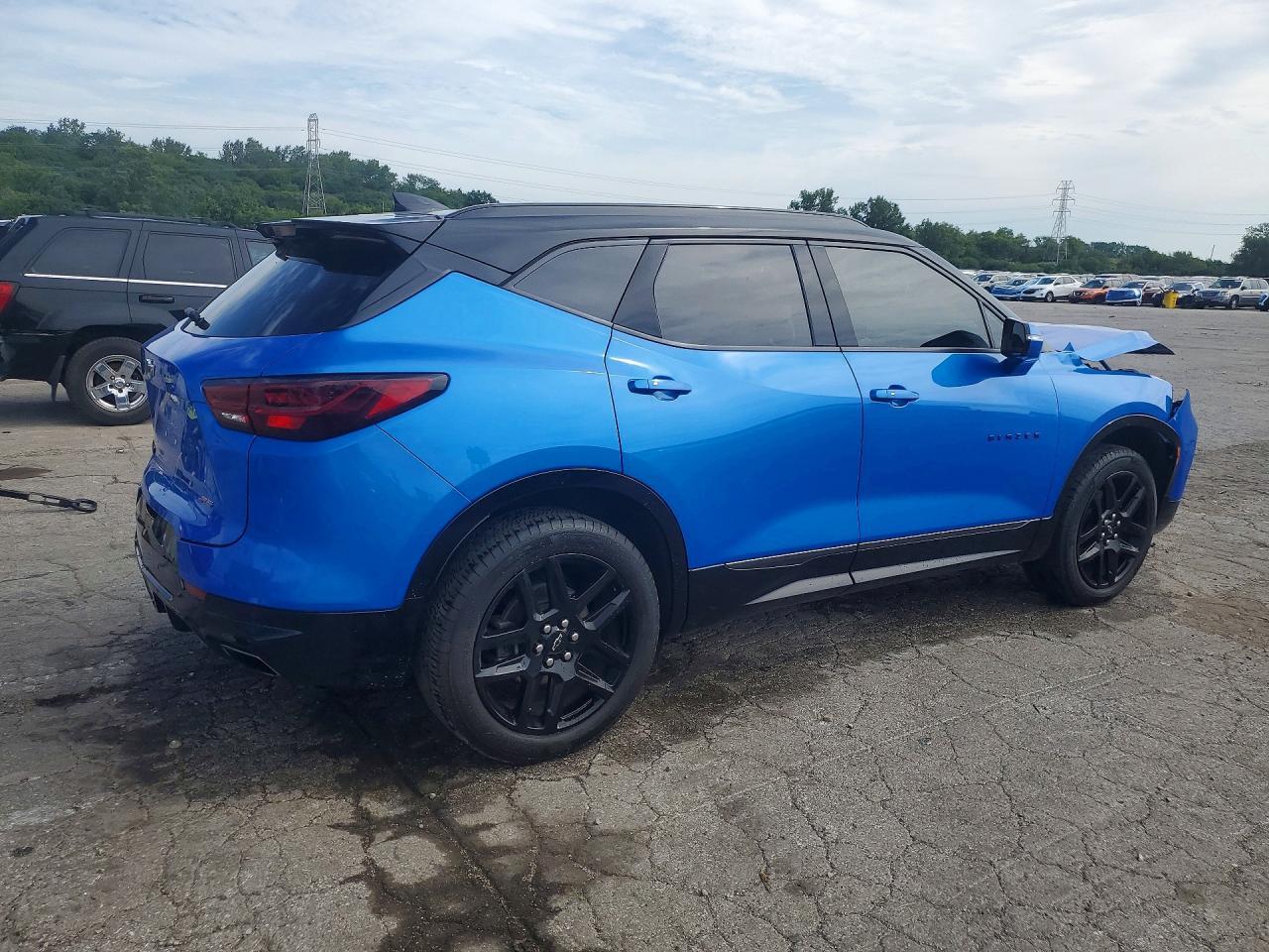 2025 Chevrolet Blazer Rs - Image 3