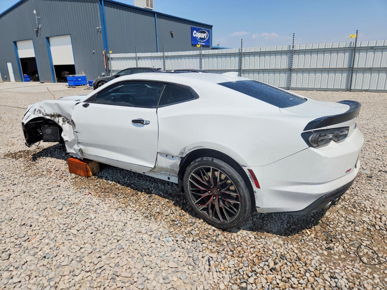 2023 Chevrolet Camaro Lt1 - Image 2