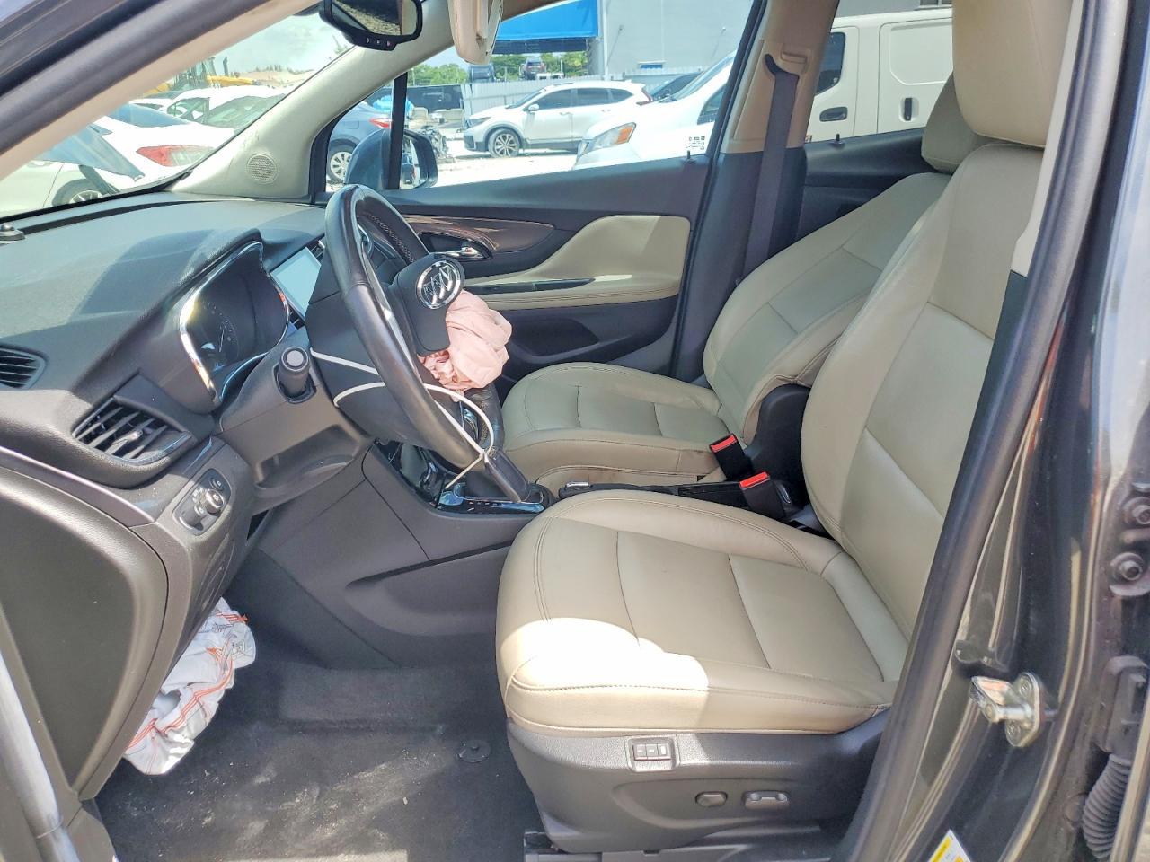 2017 Buick Encore Essence - Image 7