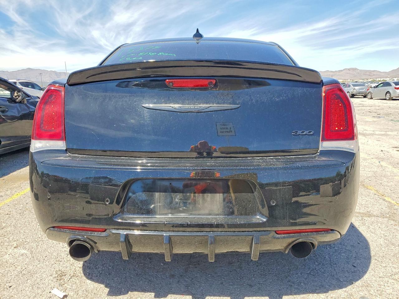 2021 Chrysler 300 Touring - Фото 6