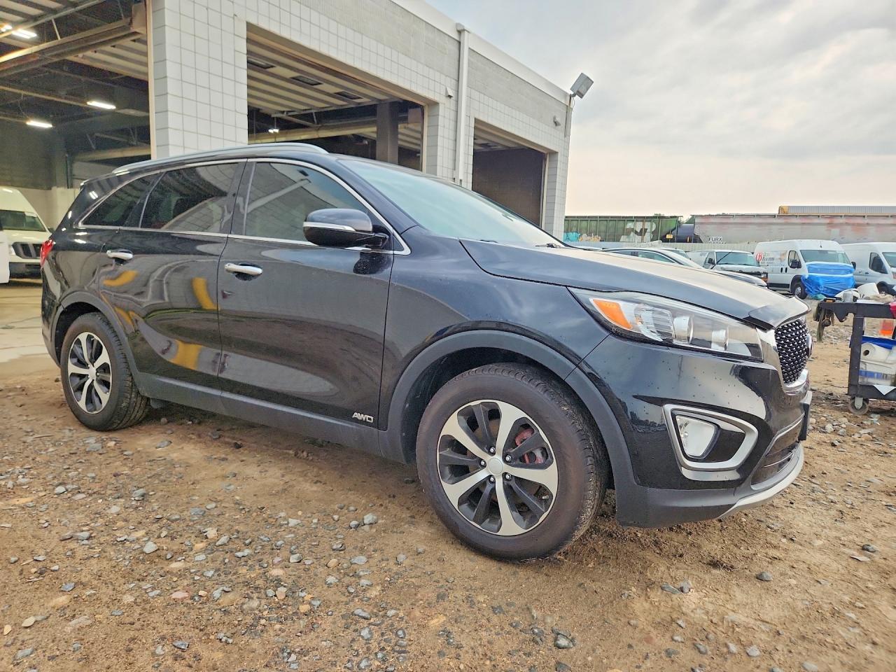 2016 Kia Sorento Ex - Image 4