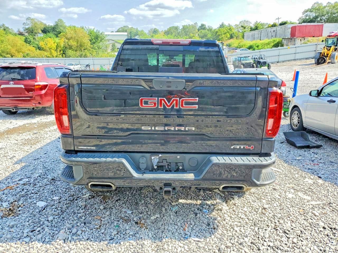 2019 GMC Sierra K1500 At4 - Фото 6