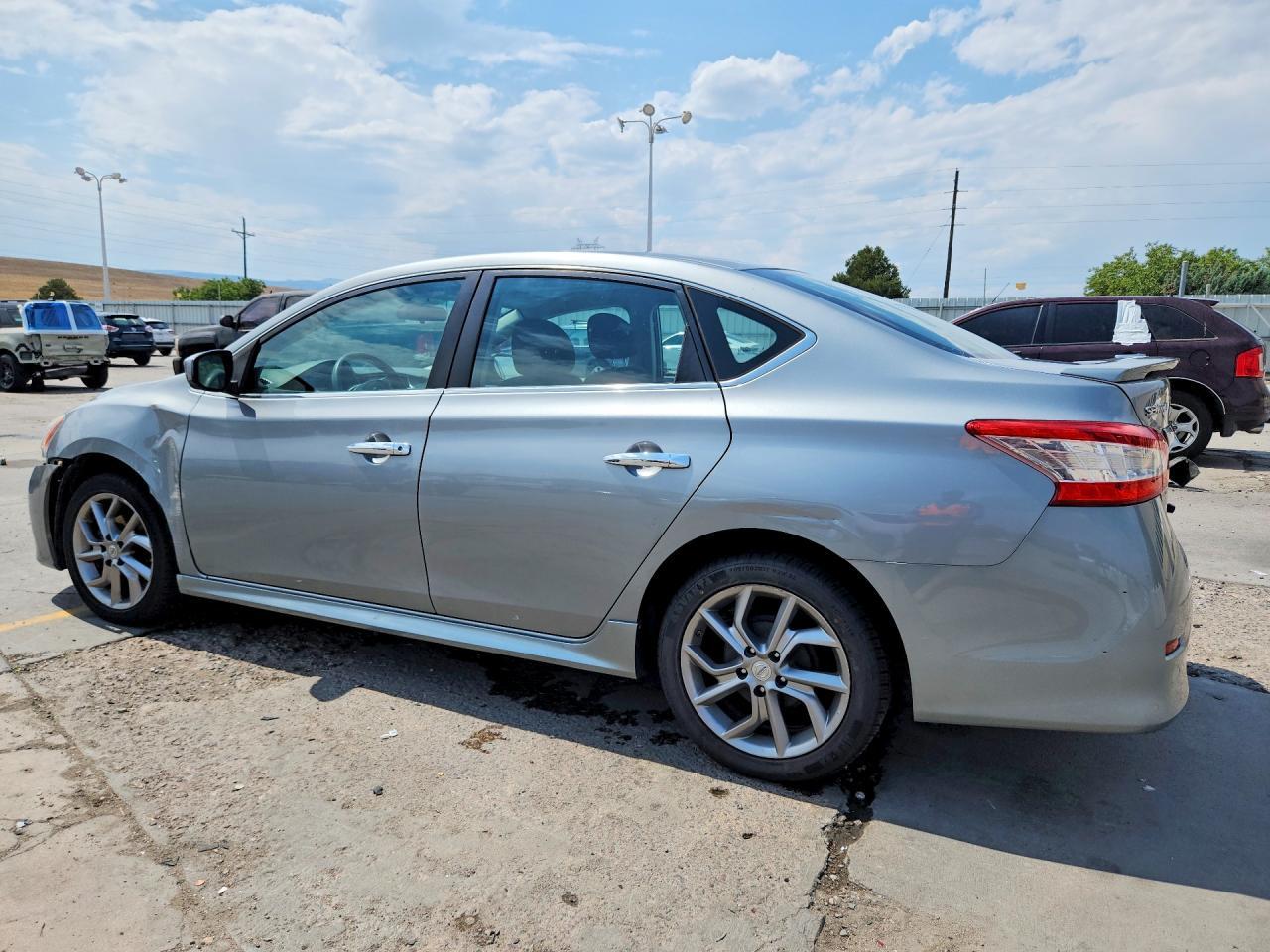 2014 Nissan Sentra S - Фото 2