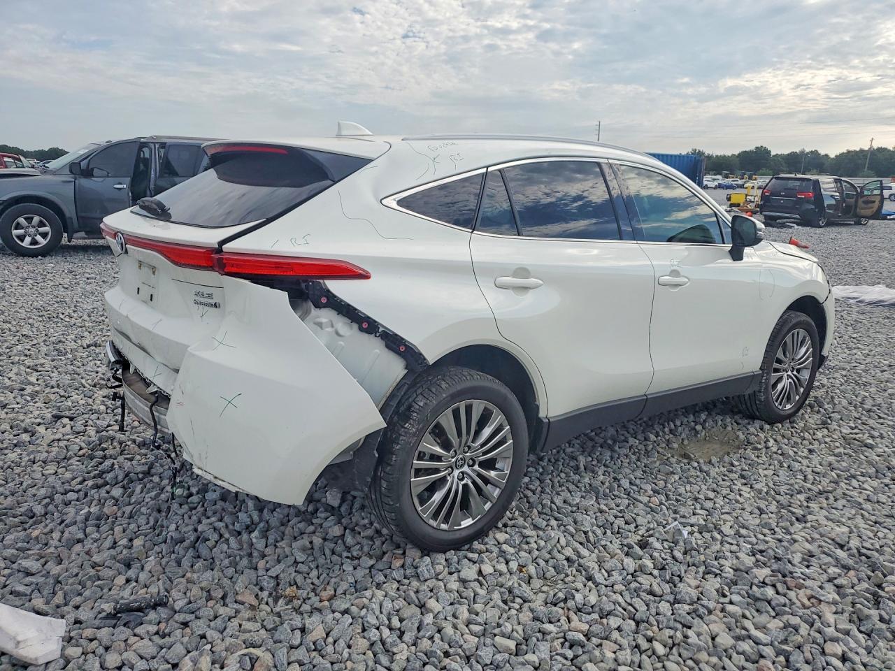 2022 Toyota Venza Xle - Фото 3