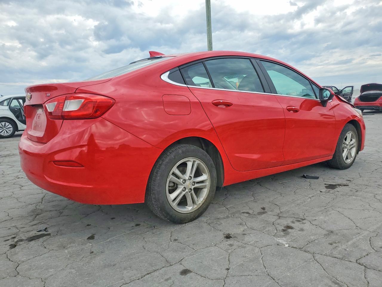 2016 Chevrolet Cruze Lt - Image 3