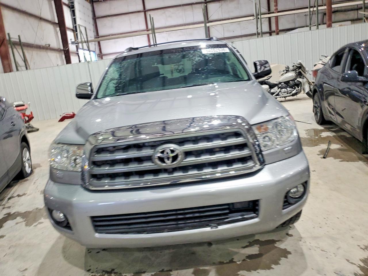 2012 Toyota Sequoia Platinum - Фото 5