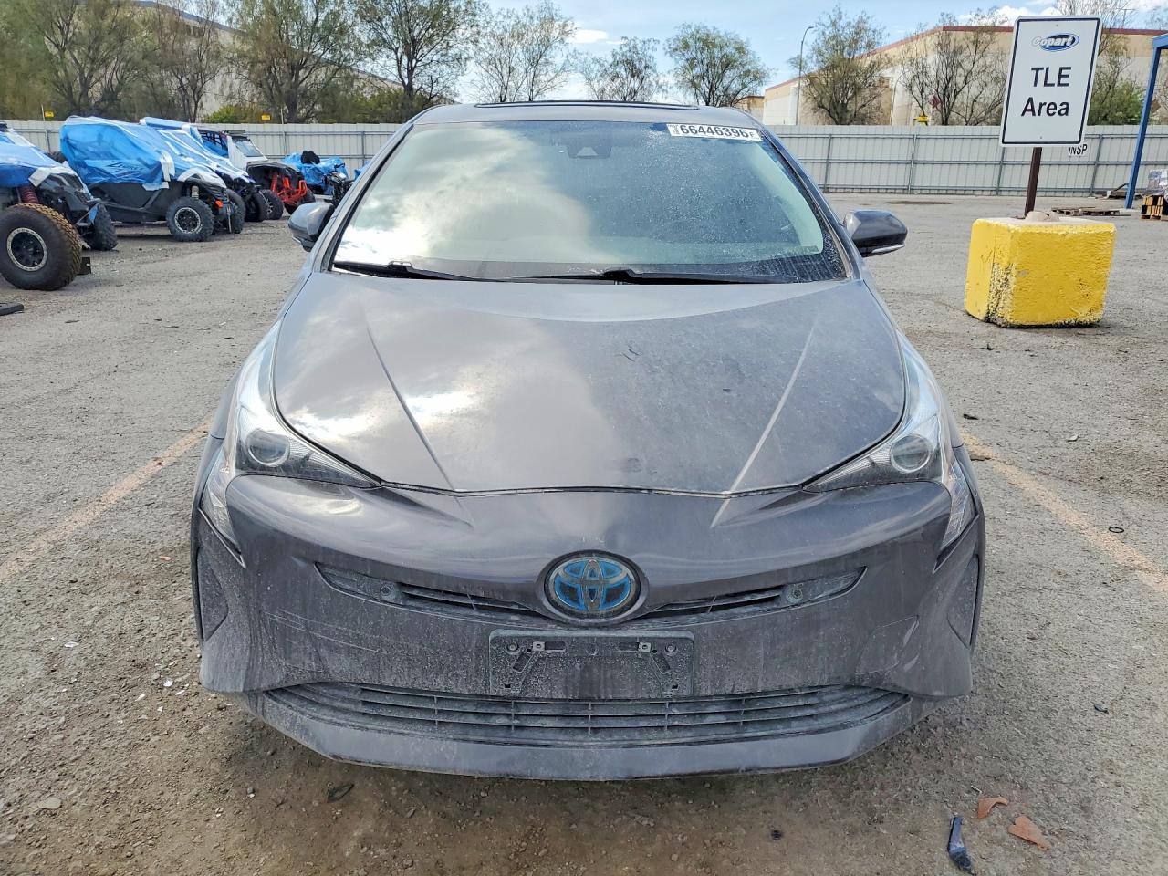 2016 Toyota Prius - Фото 5
