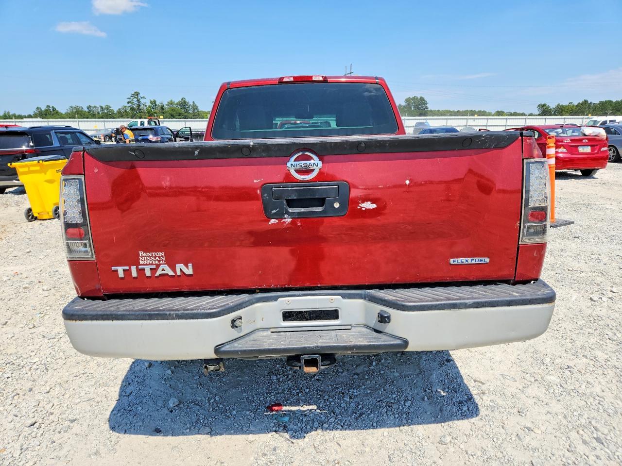 2015 Nissan Titan S - Фото 6