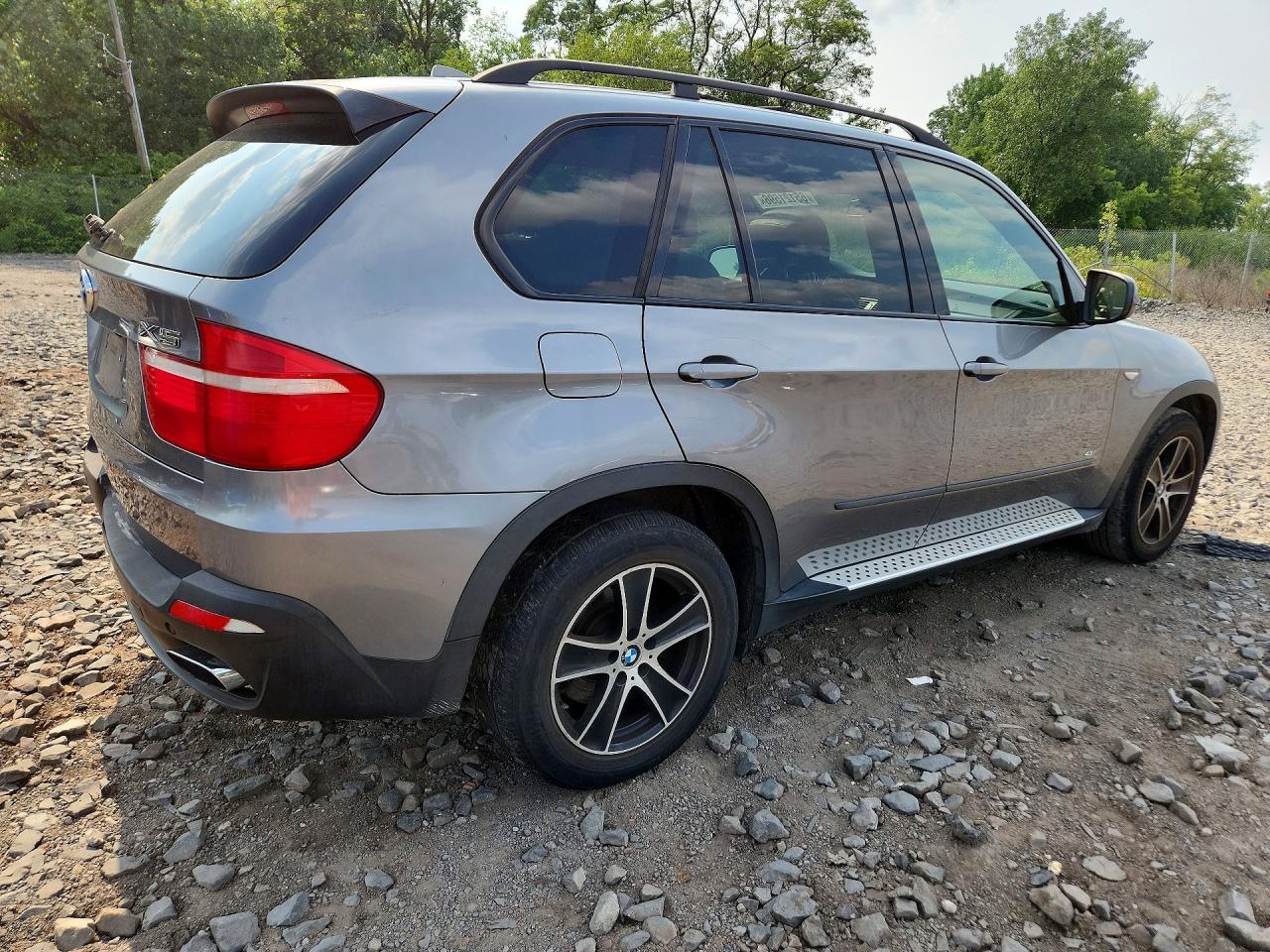 2008 BMW X5 4.8I - Image 3