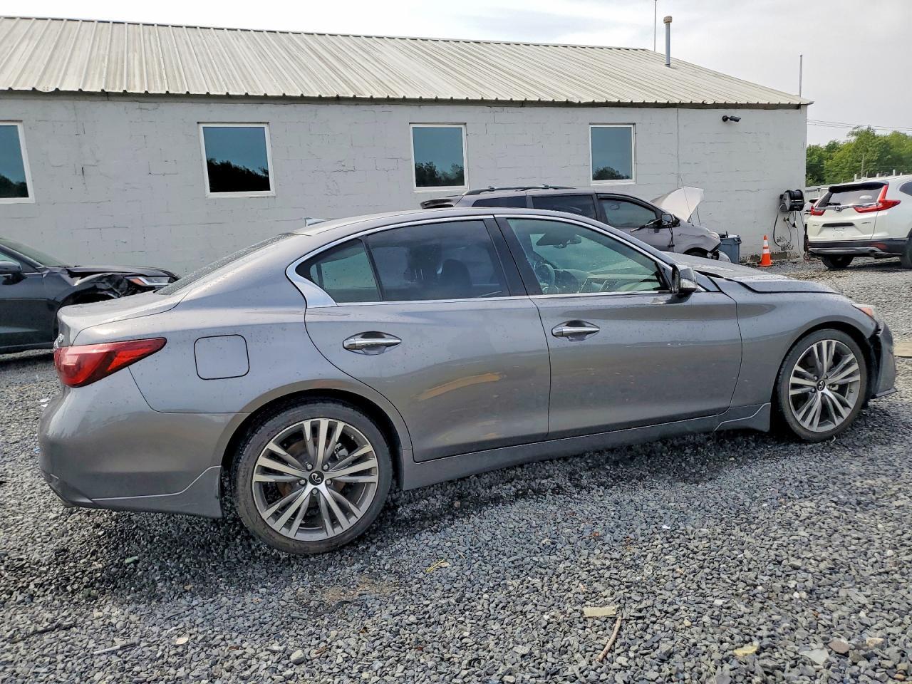 2022 Infiniti Q50 Sensory - Фото 3