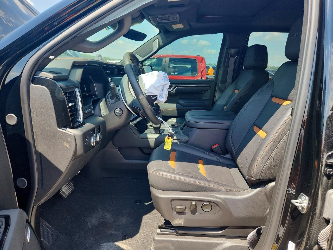 2025 GMC Sierra K1500 At4 - Image 7