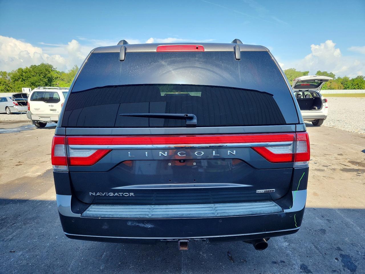 2015 Lincoln Navigator - Фото 6
