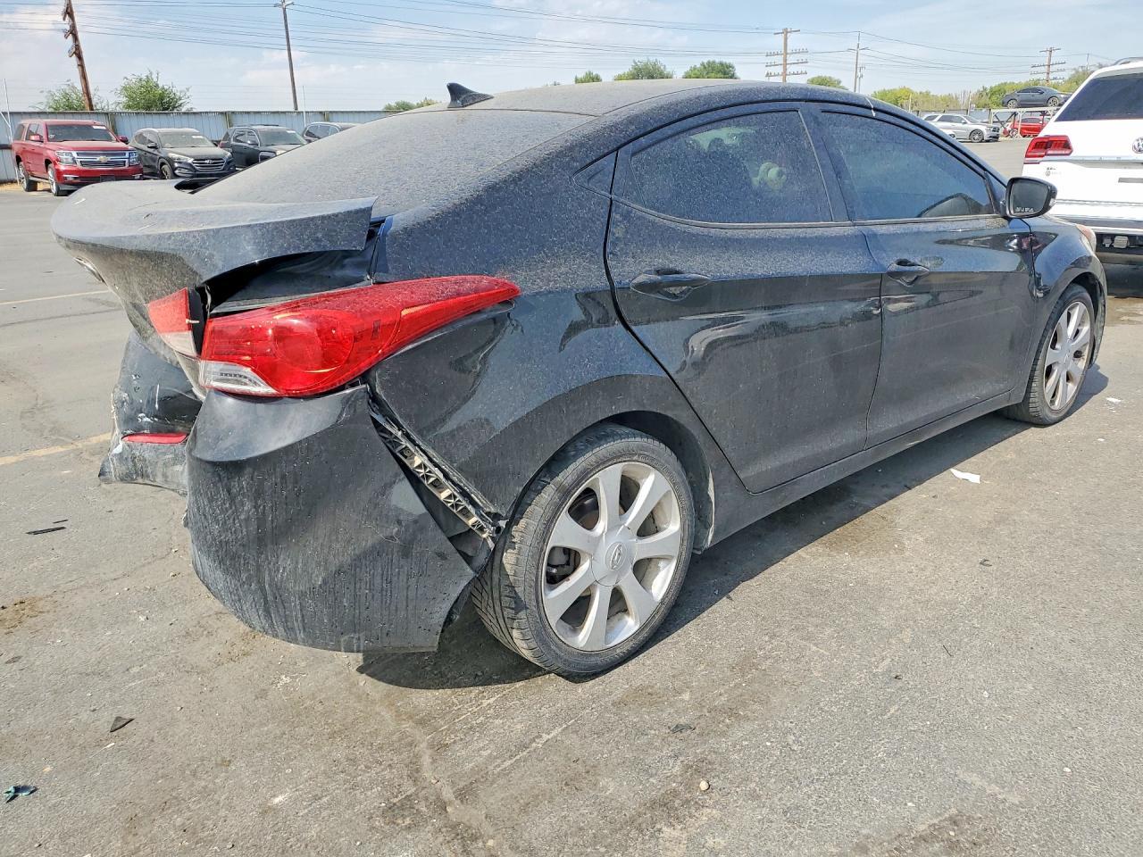 2013 Hyundai Elantra Limited - Image 3