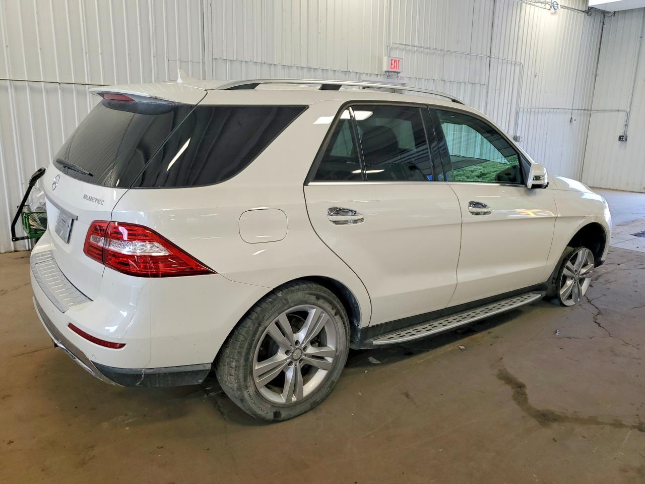 2013 Mercedes-Benz Ml 350 Bluetec - Image 3
