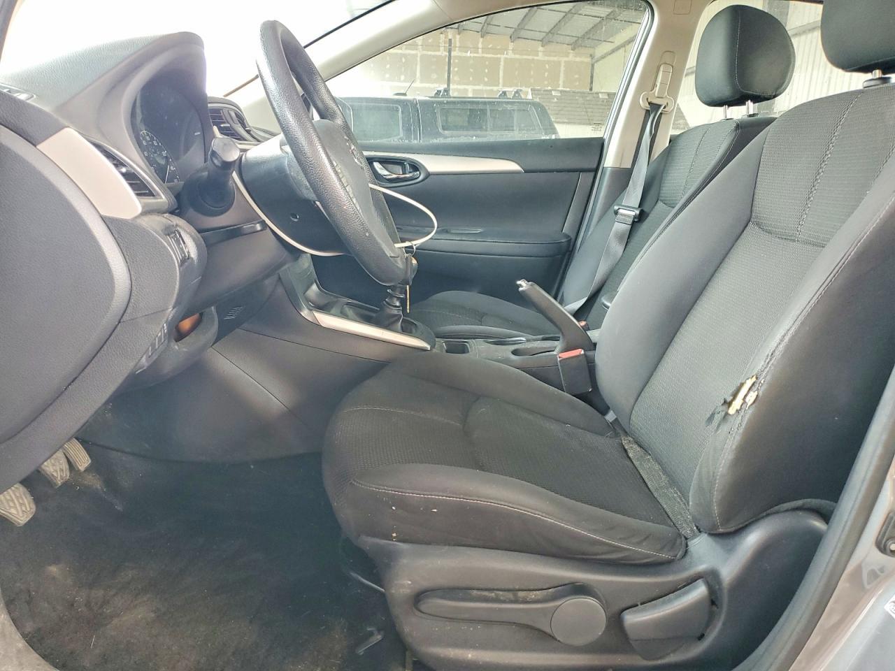 2017 Nissan Sentra S - Фото 7