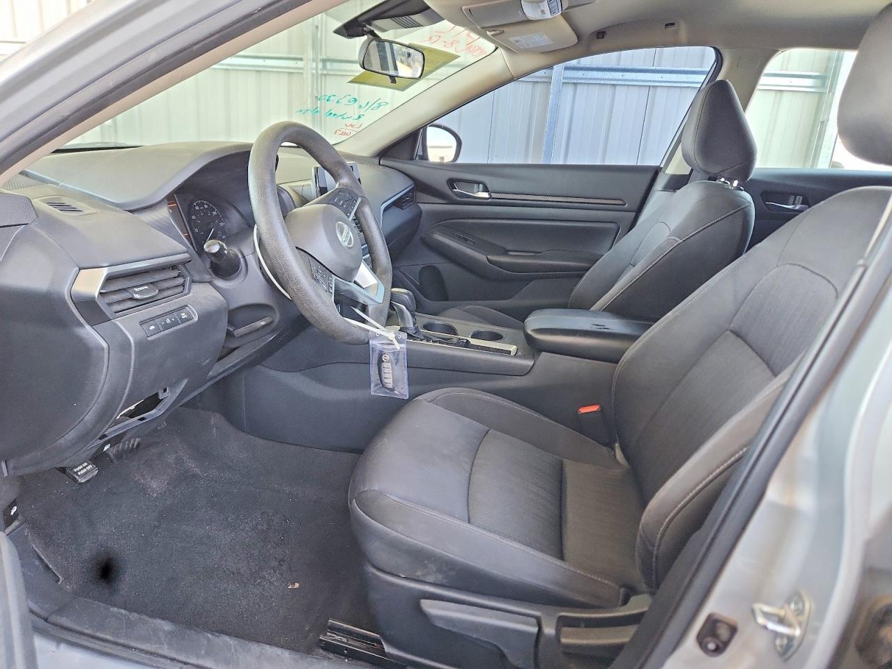 2022 Nissan Altima S - Image 7