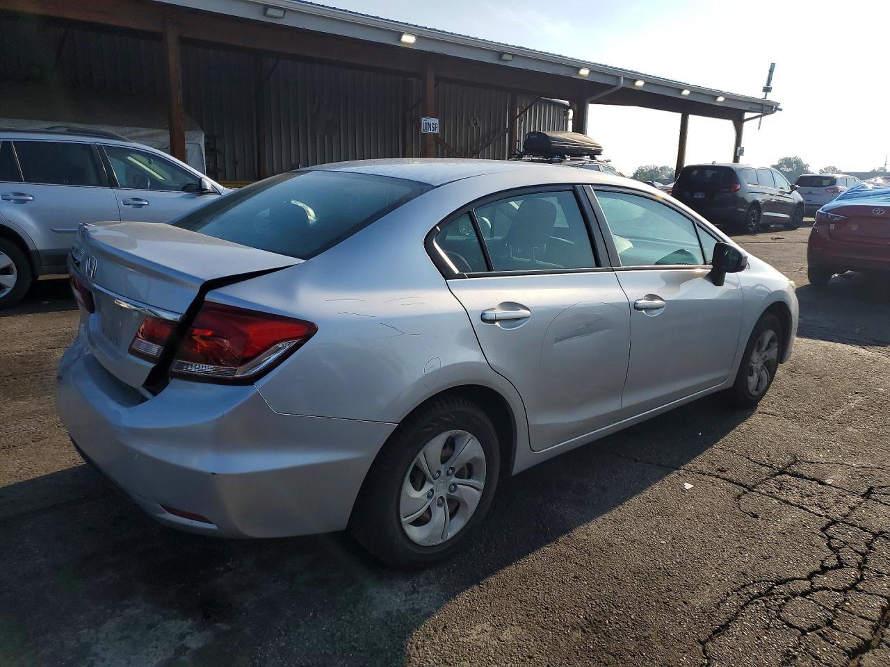 2014 Honda Civic Lx - Image 3