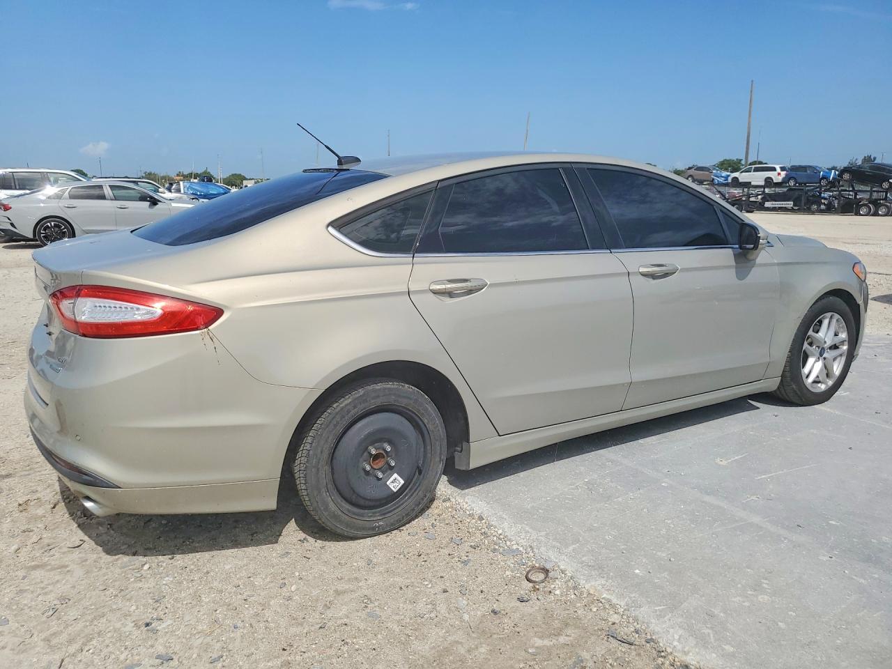 2015 Ford Fusion Se - Image 3